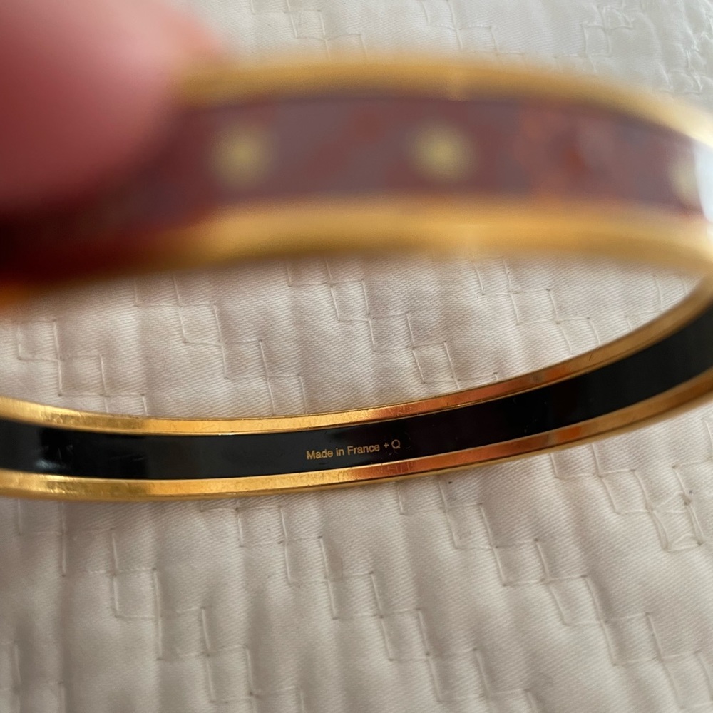 Hermes Pink Enamel Bracelet with Hinged Design - Picture 6 of 6